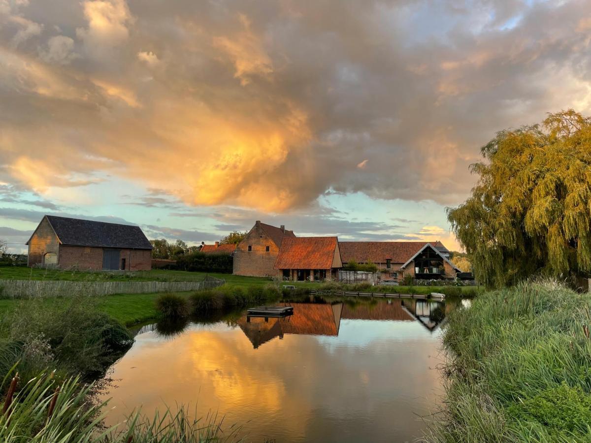 Gite De L'Etang Otel Frasnes-lez-Anvaing Dış mekan fotoğraf